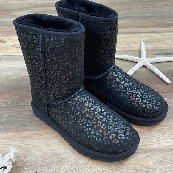 🍃🔆UGG- CLASSIC SHORT SNOW LEOPARD BOOTS🔆🍃 - Picture 4 of 14